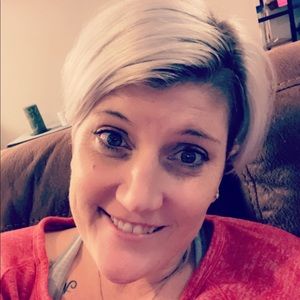 Meet your Posher, Angie